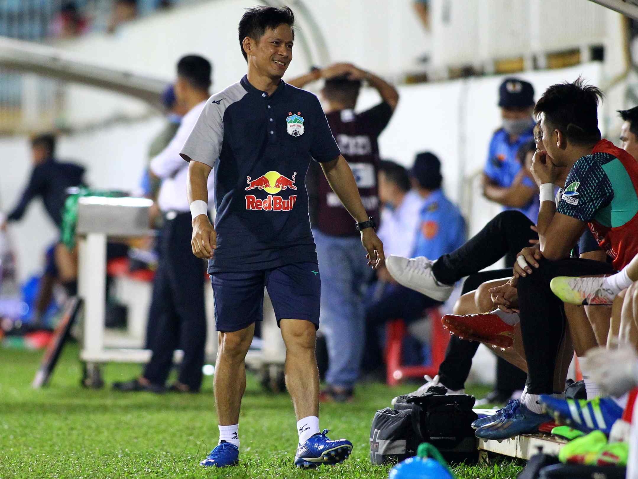 phut boi roi cua kiatisuk anh 2