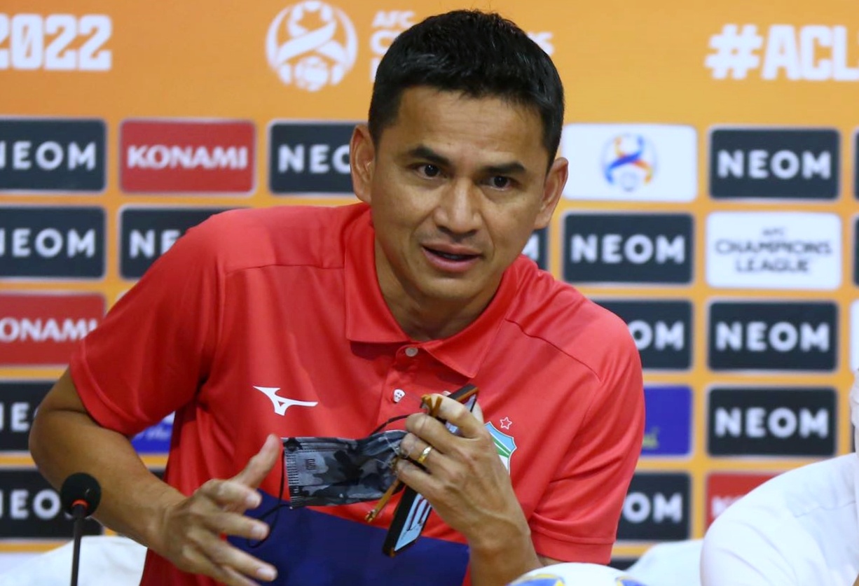 Kiatisuk: 'Phong ngu thi lam sao gianh chien thang' hinh anh