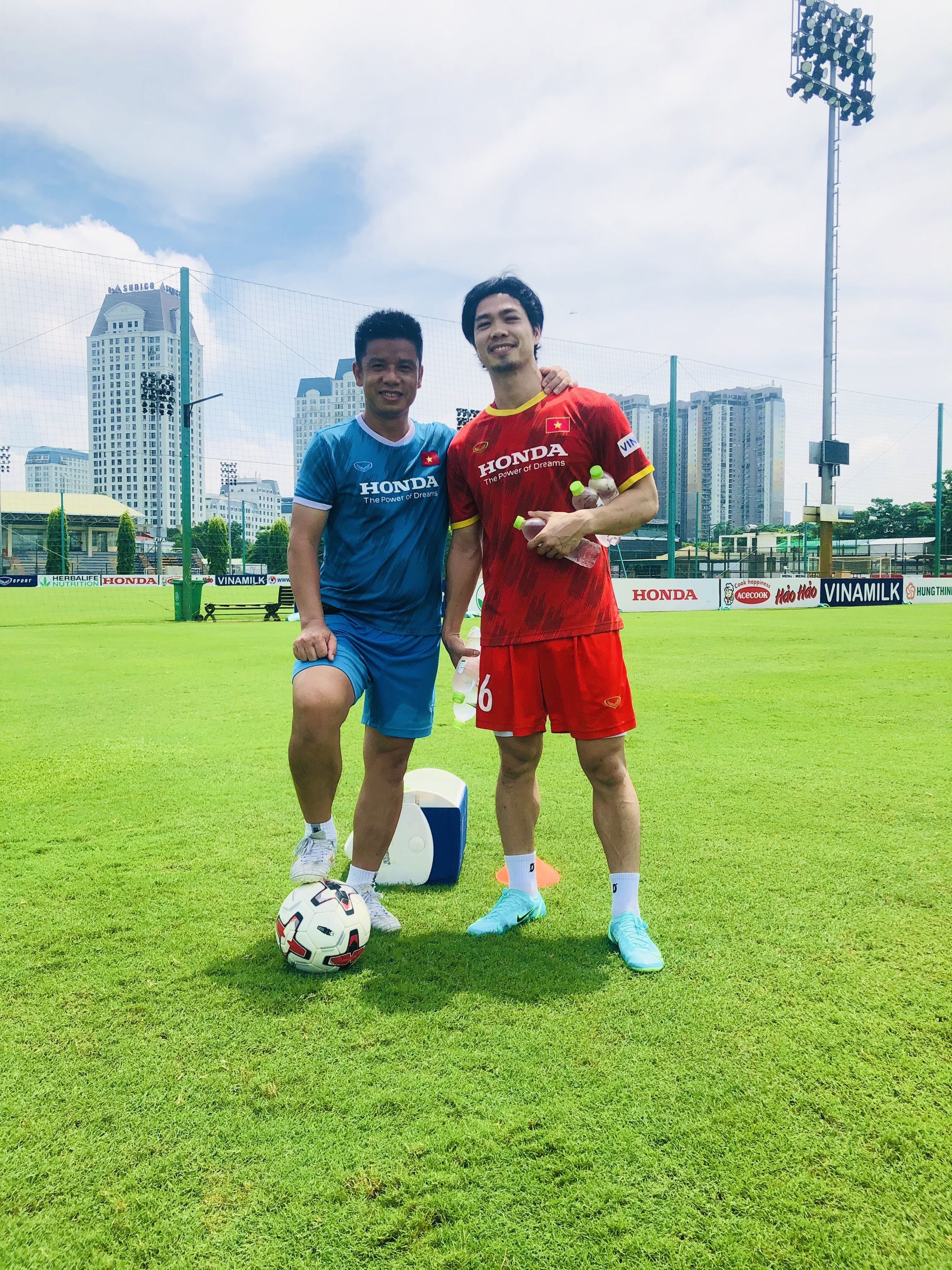 Cong Phuong chay dua voi thoi gian anh 1