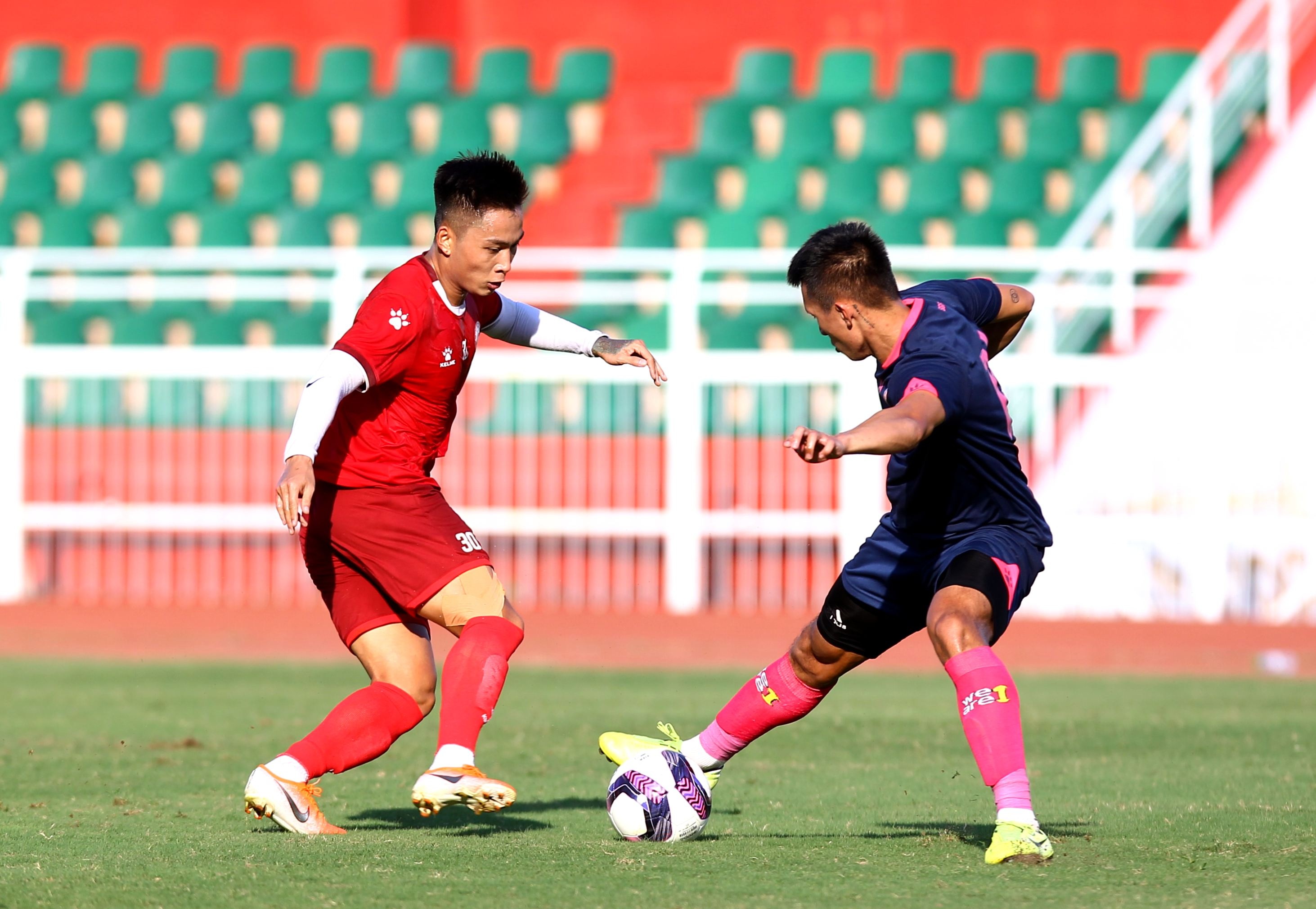 ngoai binh v.league 2021 anh 8