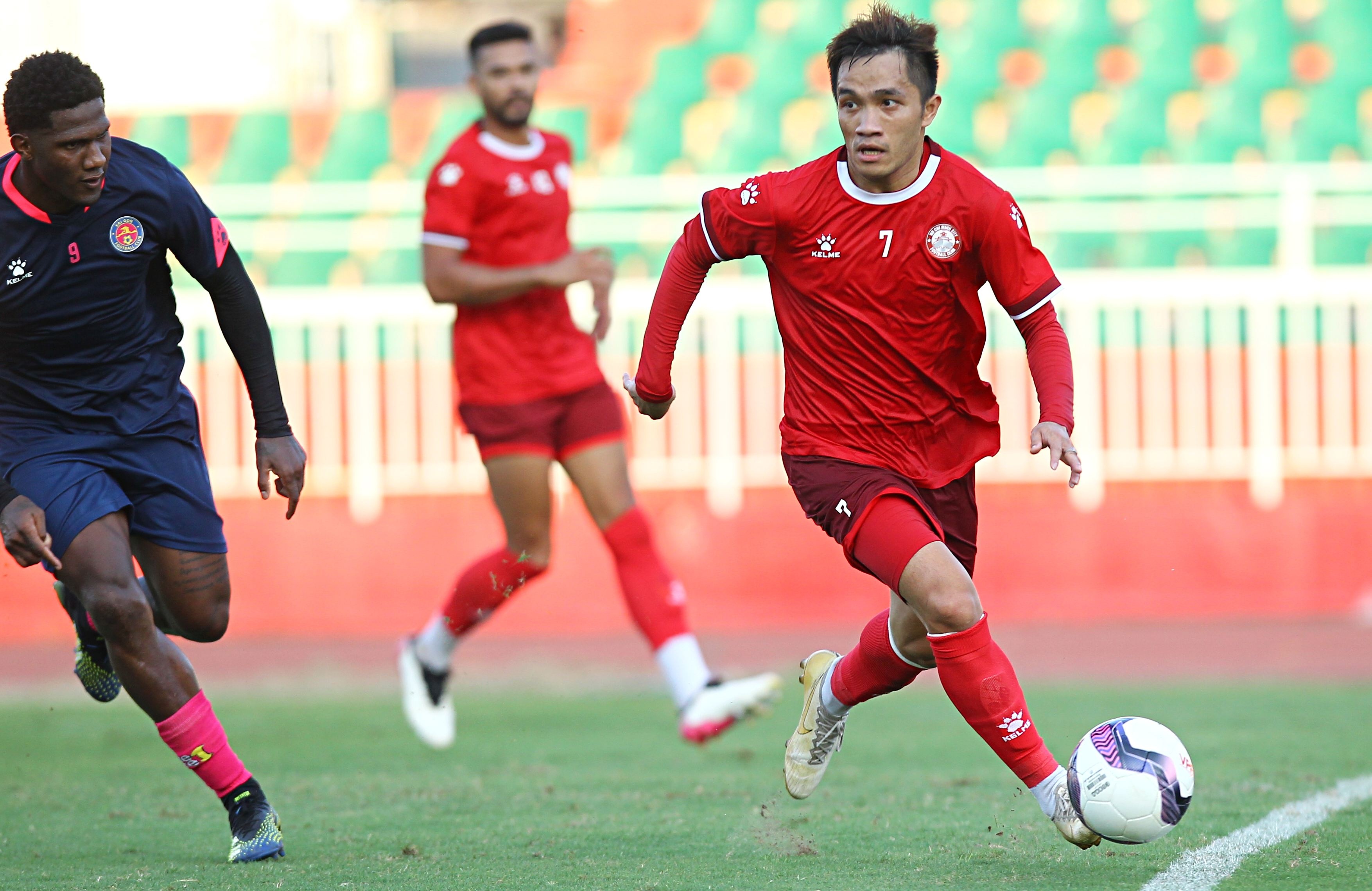 ngoai binh v.league 2021 anh 4