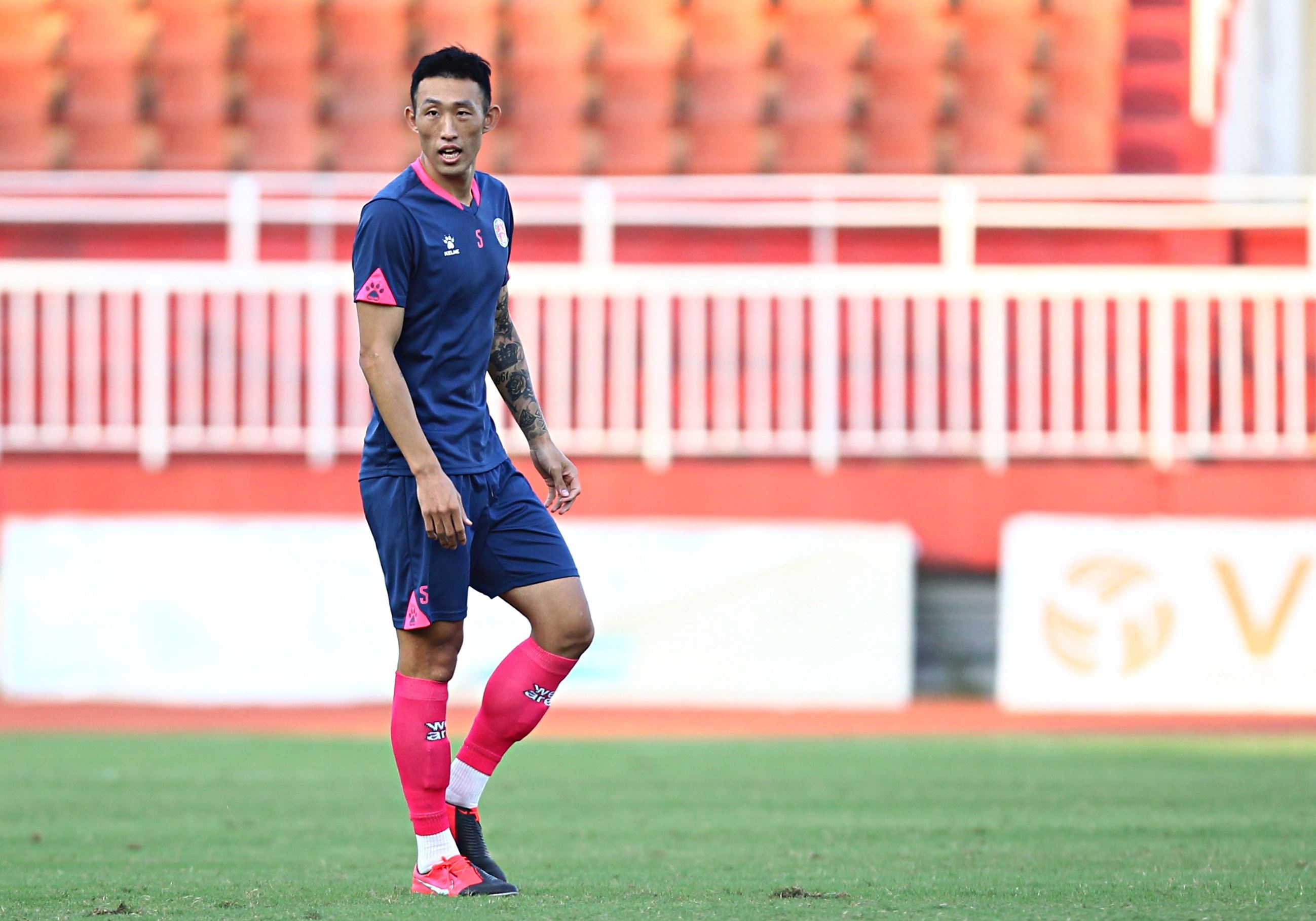 ngoai binh v.league 2021 anh 2