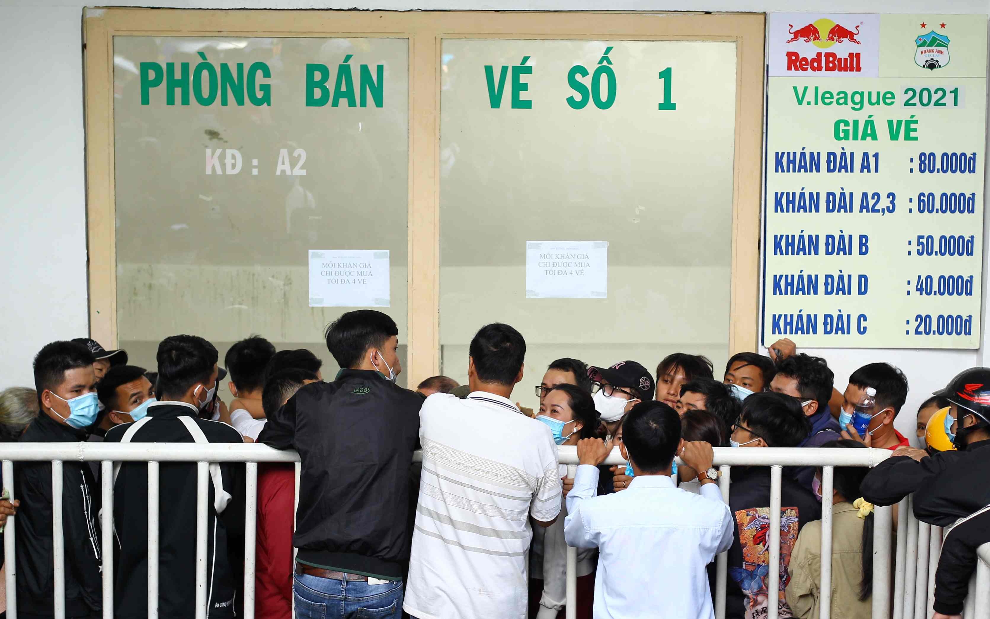 ve xem hagl ha noi anh 4