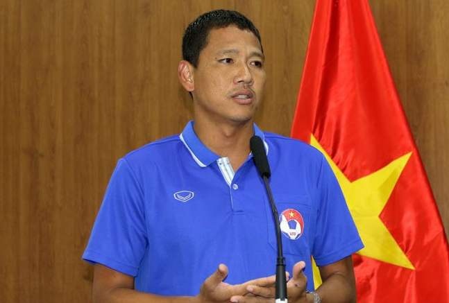 Anh Duc co the hanh nghe HLV o V.League hinh anh