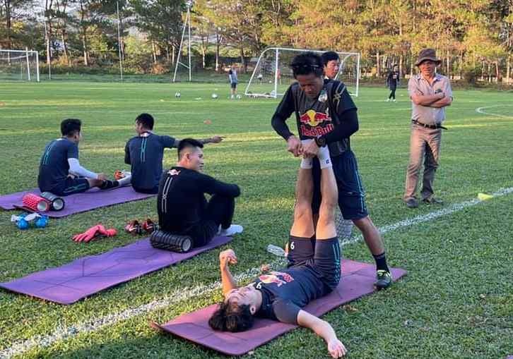 bau duc giam sat hagl anh 1