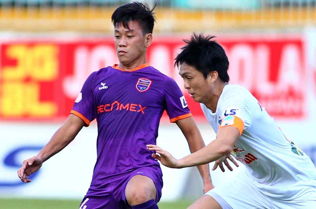 HLV Binh Duong: 'Bat bai HAGL chua chac thang' hinh anh