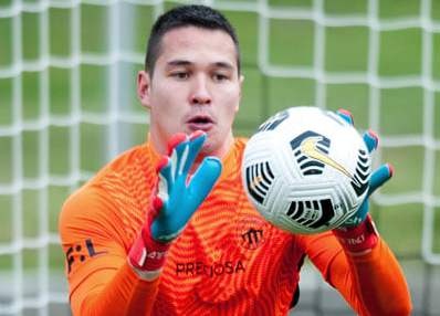 CLB V.League duoc dang ky them cau thu goc Viet hinh anh