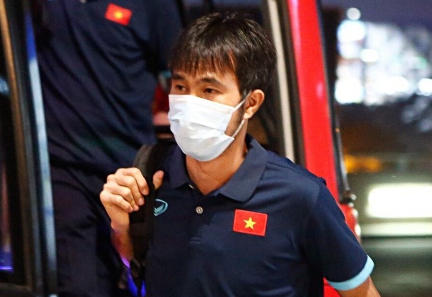 HLV Minh Giang duoc FIFA cho ve Viet Nam hinh anh