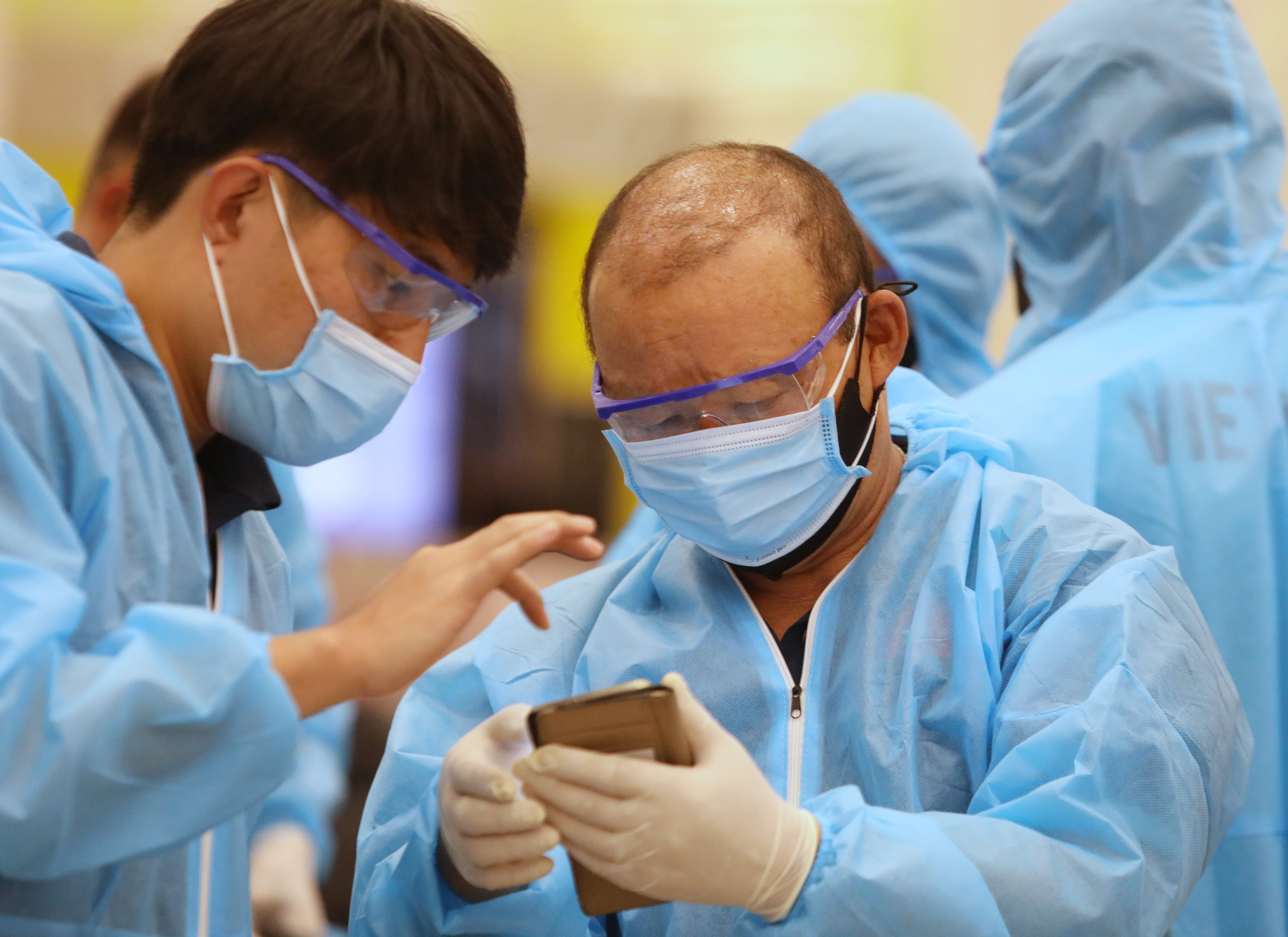 Tuyen Viet Nam co ket qua xet nghiem Covid-19 o UAE hinh anh