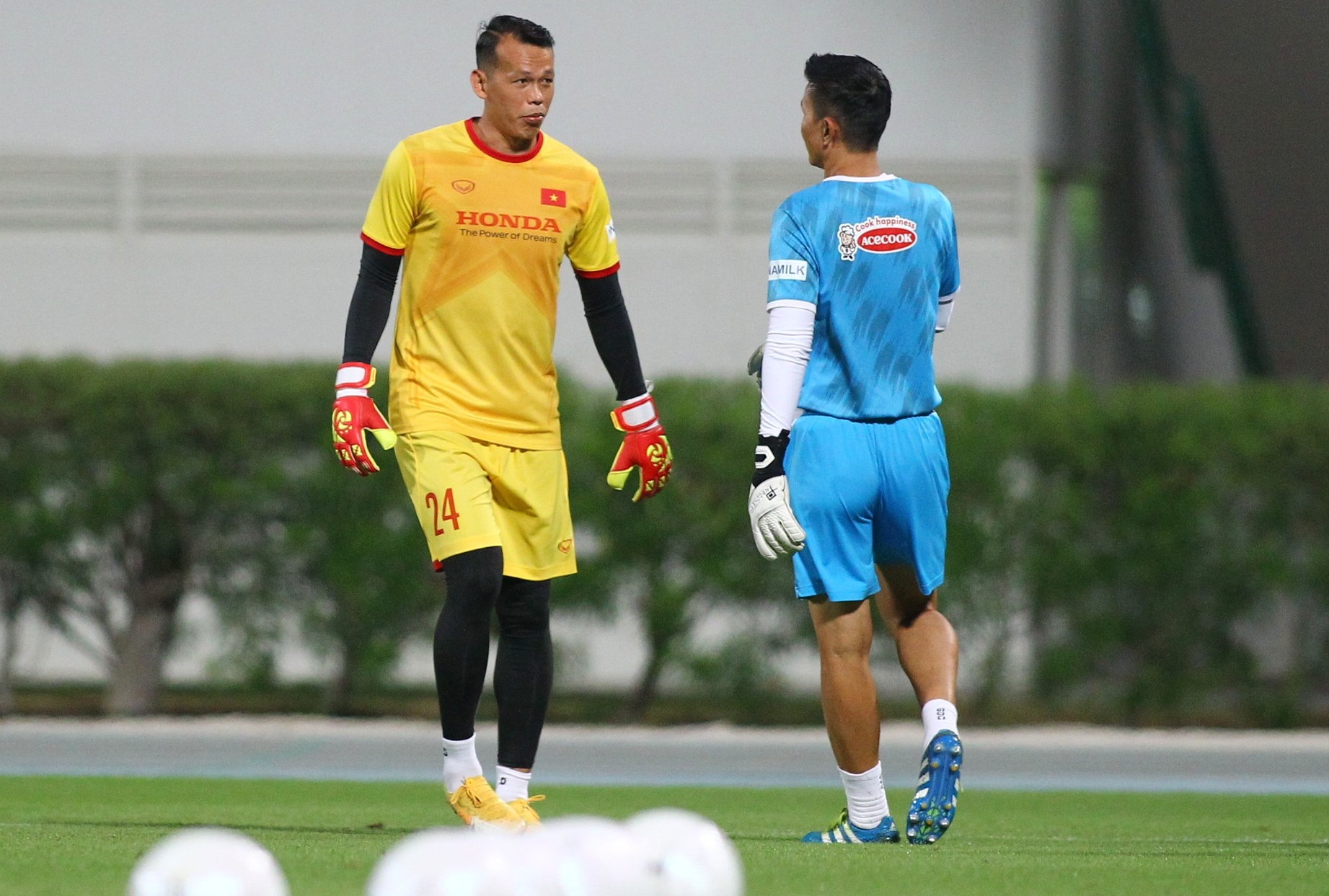 van lam bi gach ten anh 2