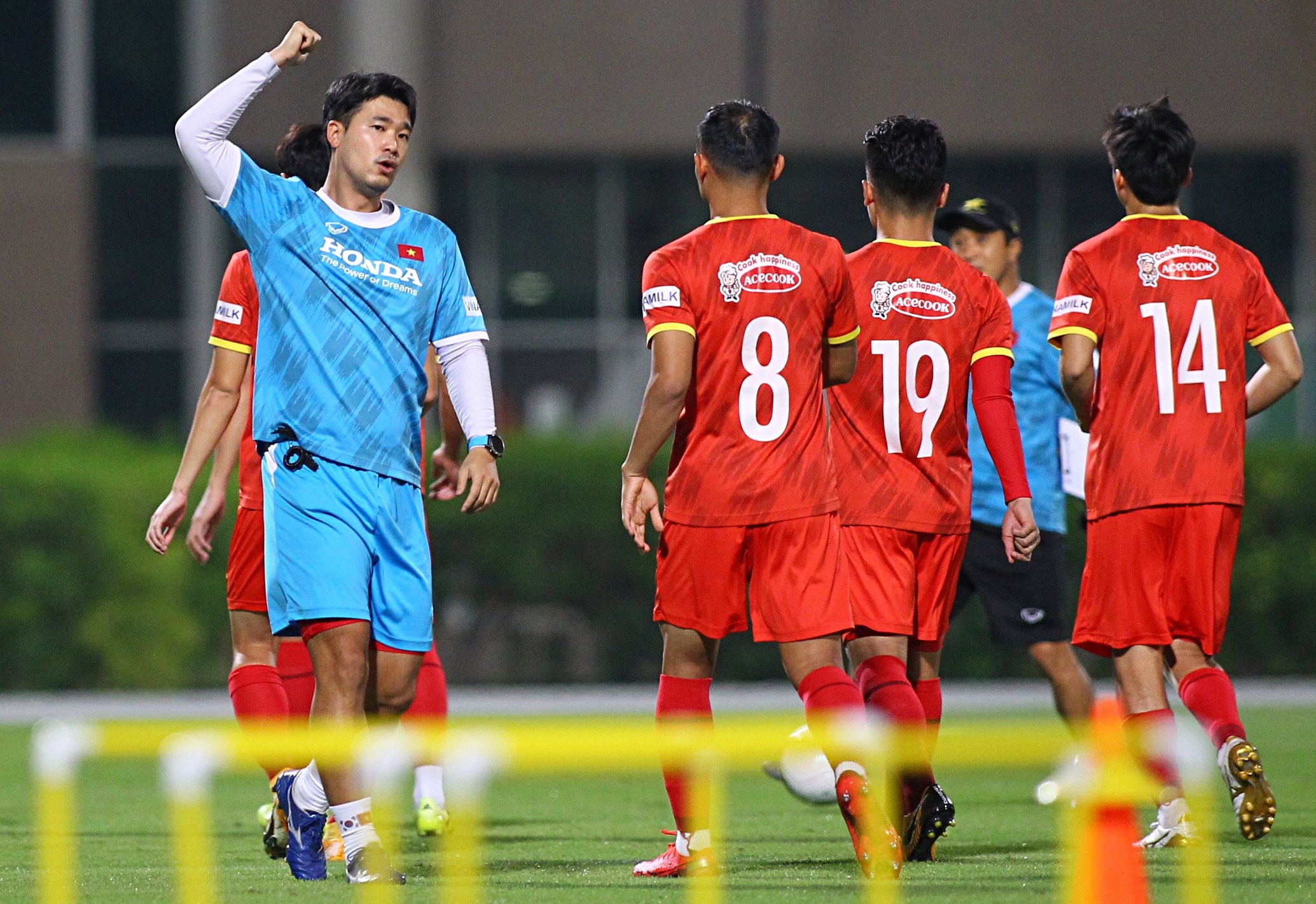 van lam bi gach ten anh 8