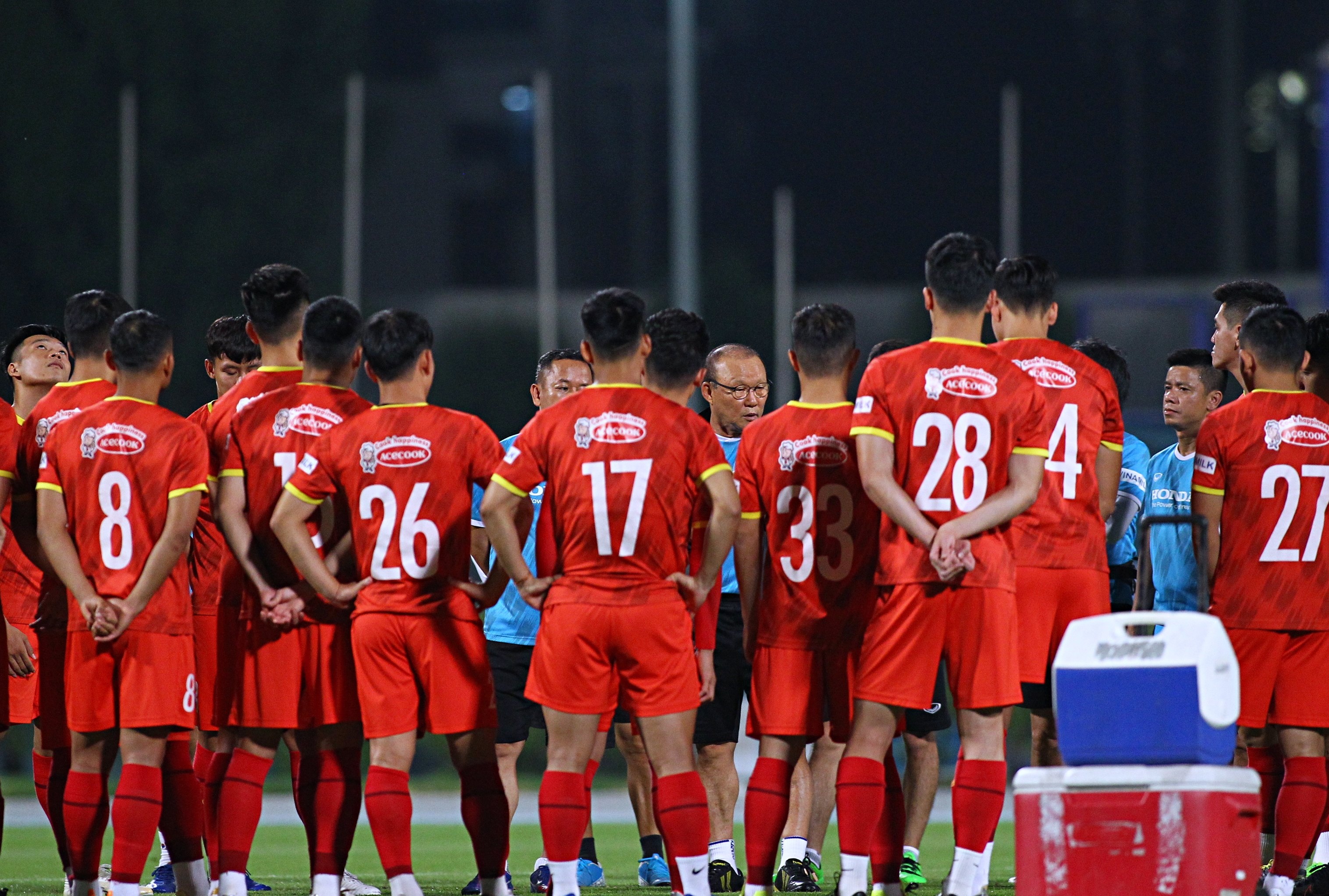 hoang duc noi chuyen rieng voi ong park anh 2