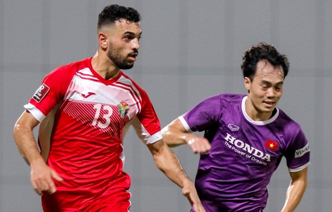 HLV Jordan: 'Chung toi sut hong penalty truoc Viet Nam' hinh anh