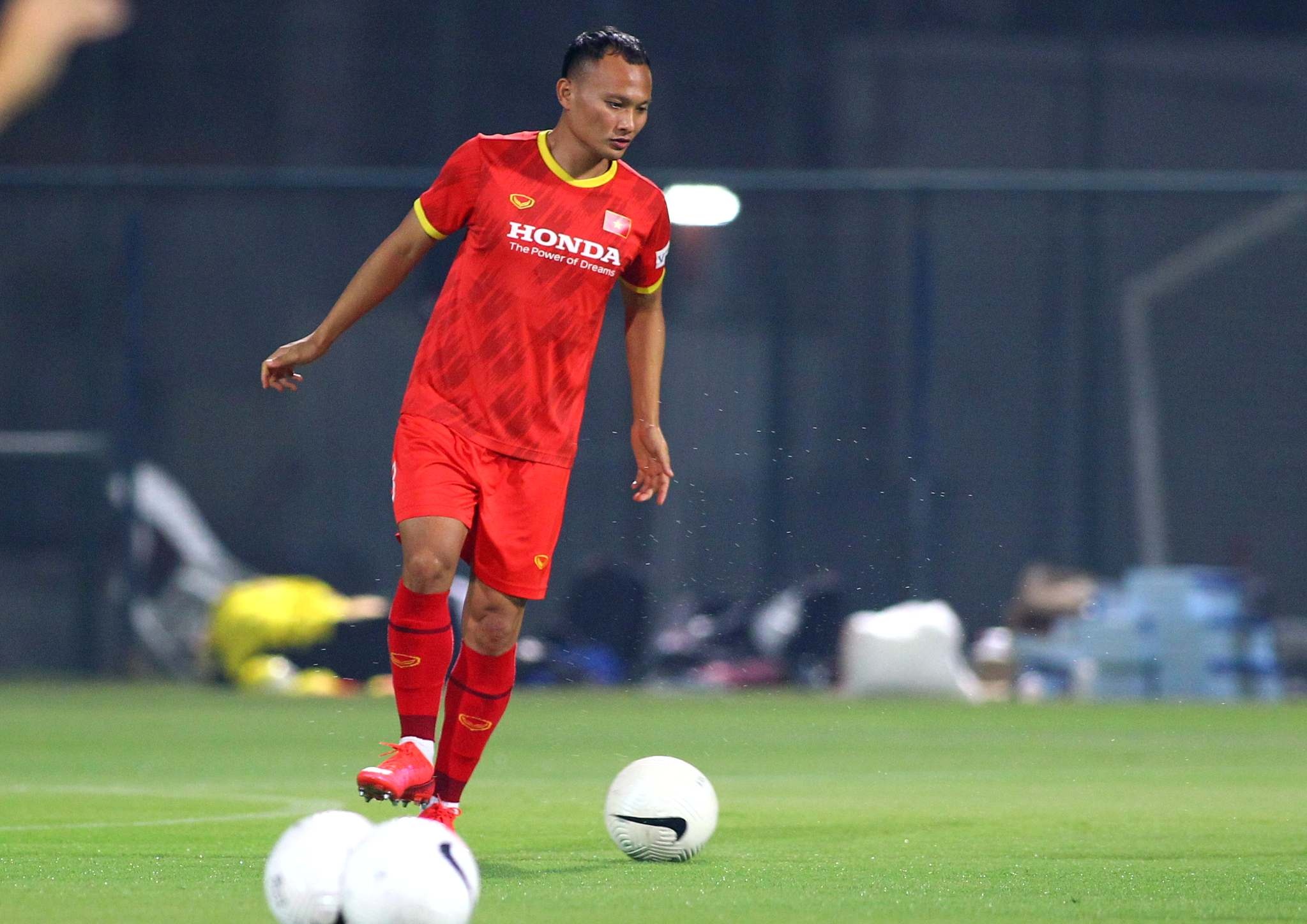 trong hoang nghi tran gap Indonesia anh 5