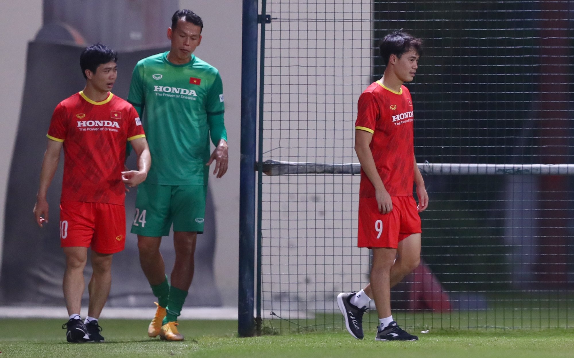 tuan anh van toan chan thuong anh 5