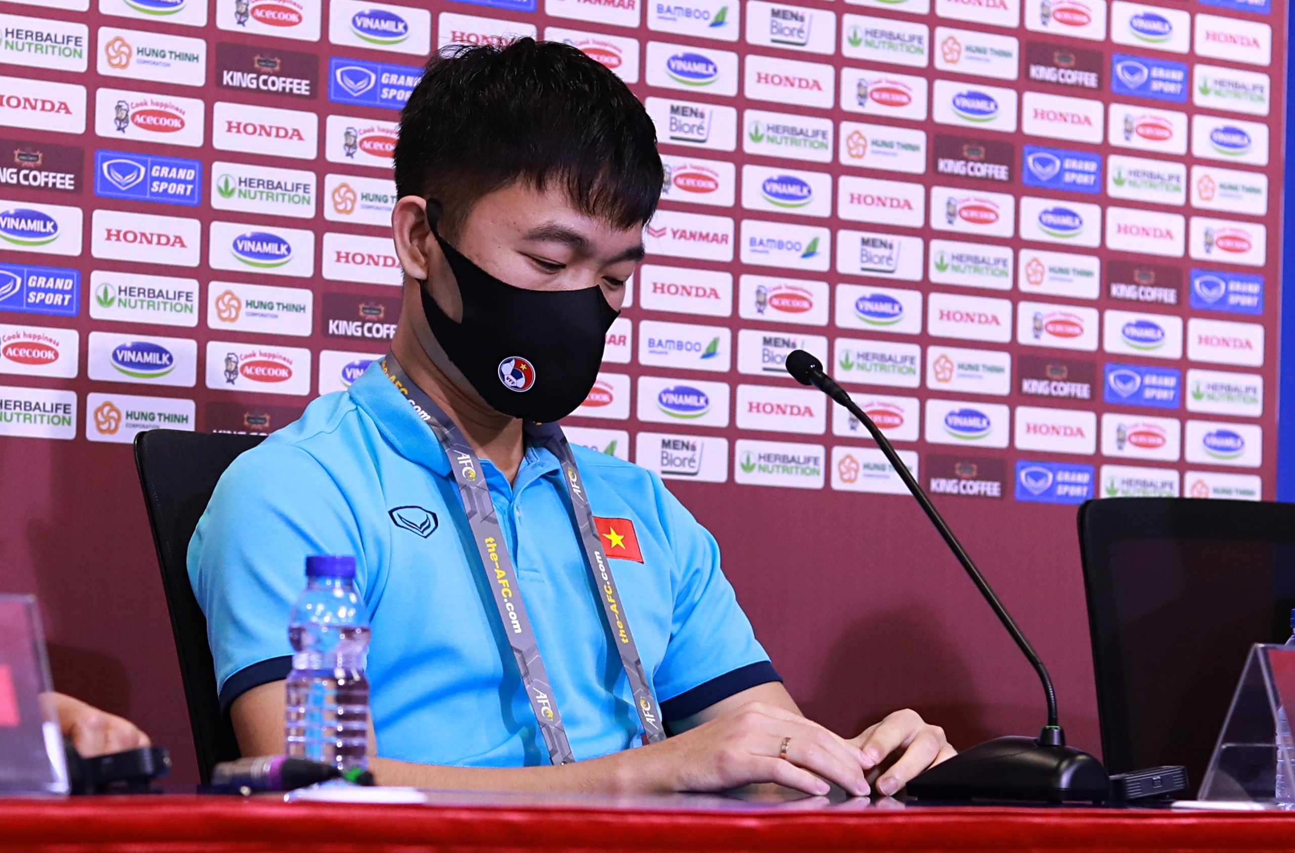 xuan truong lo nhan dinh hon anh 1