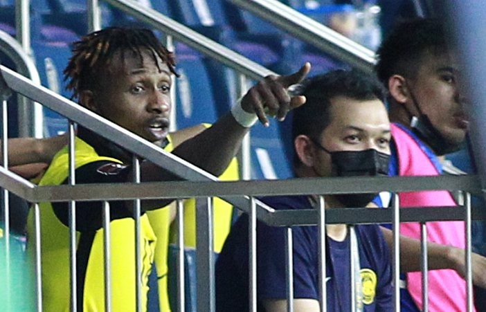 Tien dao nhap tich Malaysia chi thang mat ong Park Hang-seo hinh anh