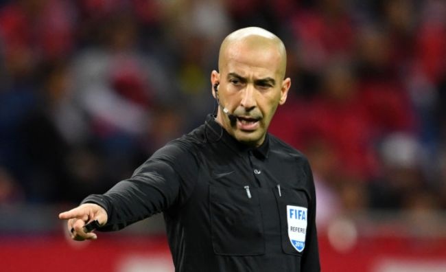 Trong tai Iraq bat chinh tran UAE gap Viet Nam hinh anh