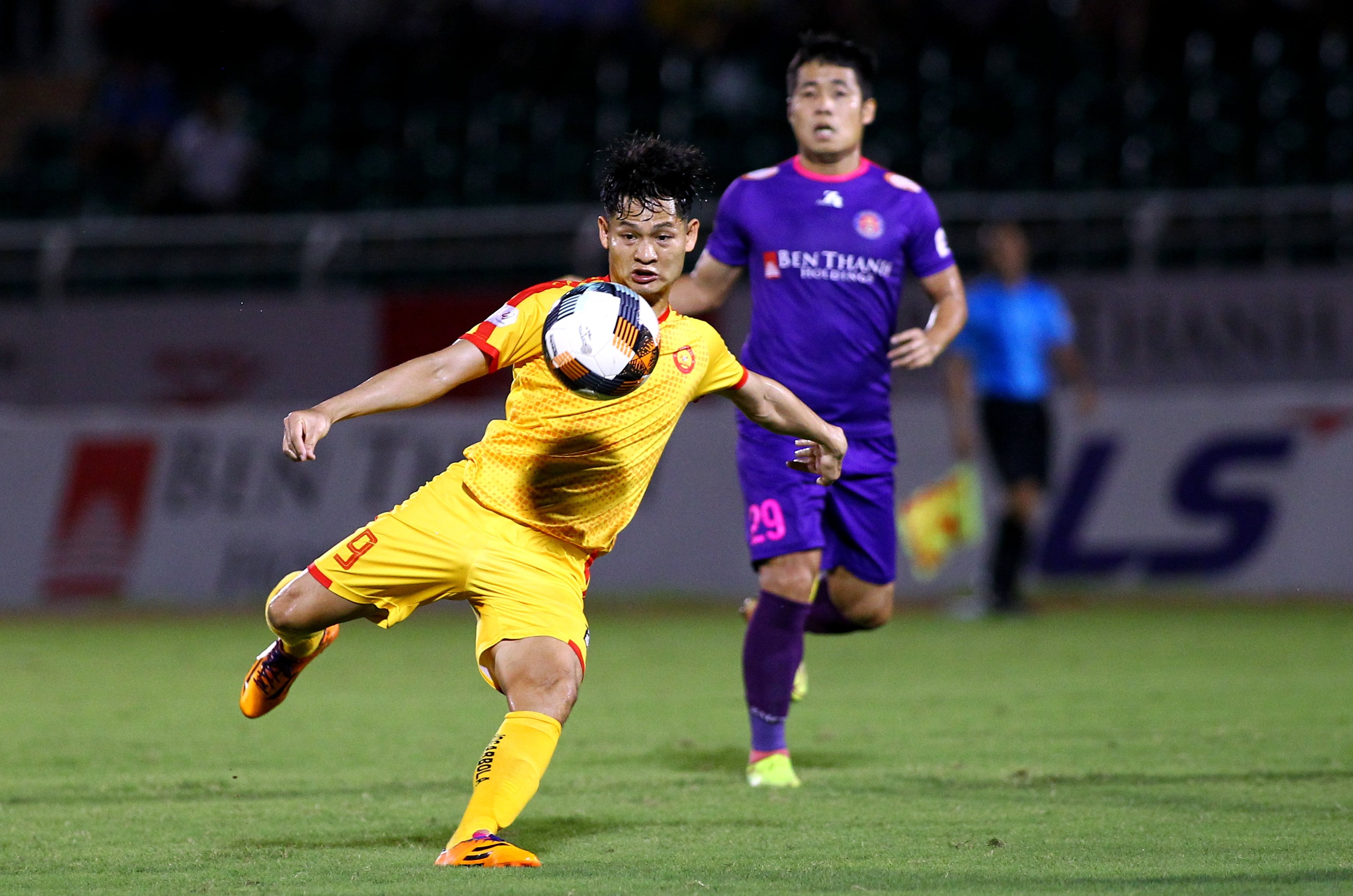 sai gon gap thanh hoa vong 13 v league anh 1