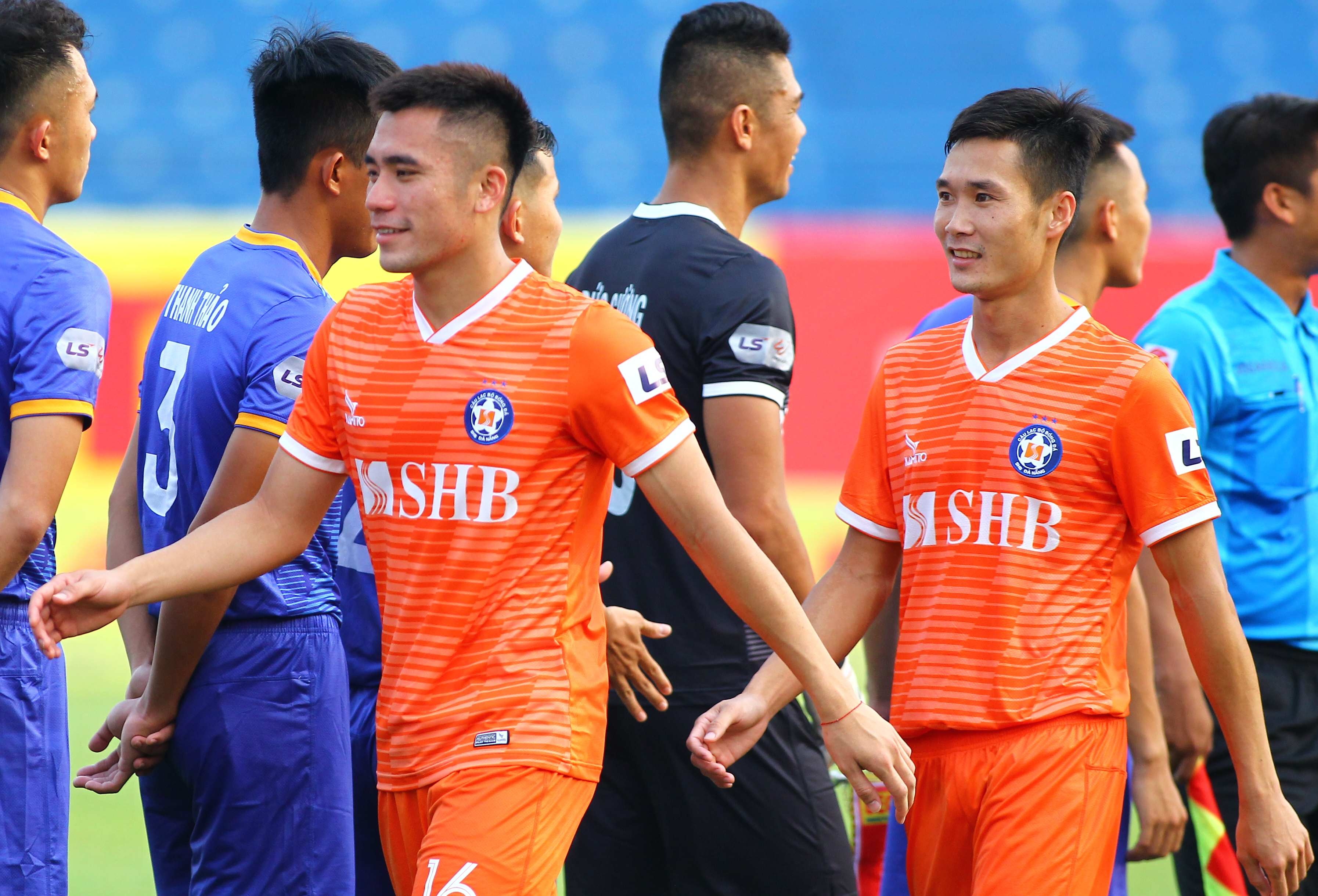 CLB Da Nang muon cong bang o giai doan hai V.League hinh anh