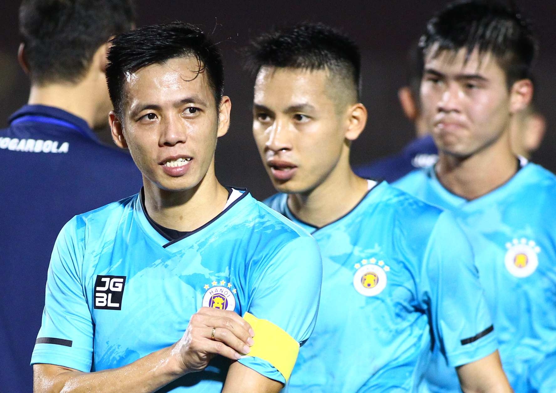 CLB Ha Noi va Sai Gon khong duoc du giai dau chau luc hinh anh