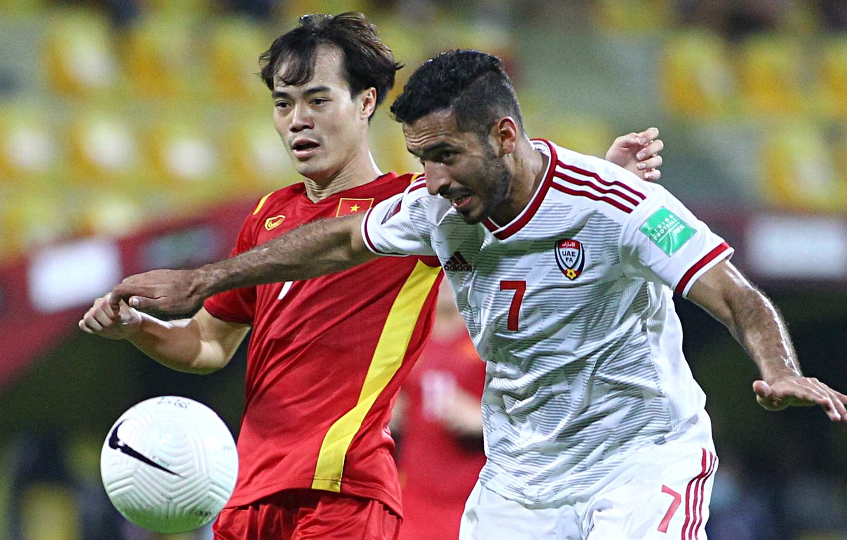 Vi sao UAE thanh cong o vong loai World Cup 2022? hinh anh