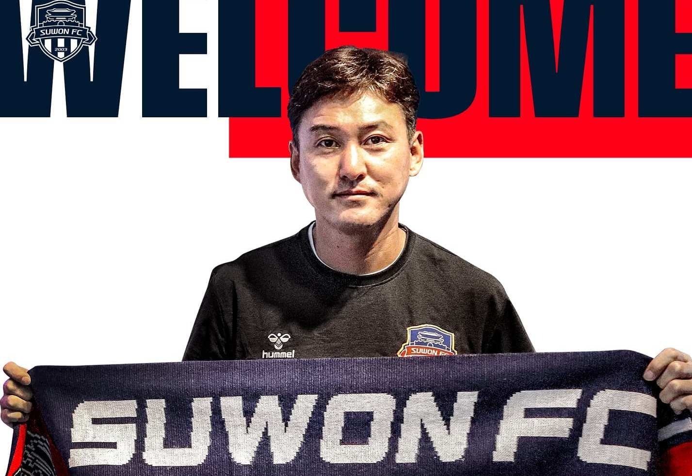 cuu tro ly clb tp.hcm lee jung soo anh 1