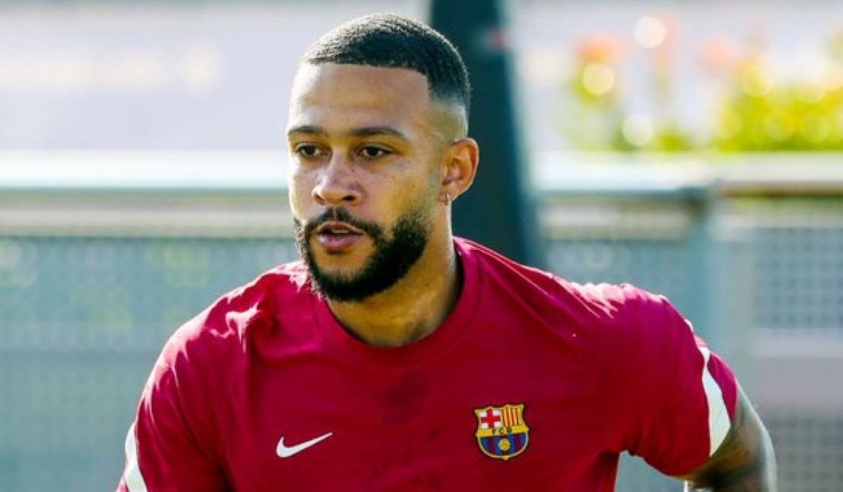 Depay tap buoi dau tien o Barca hinh anh