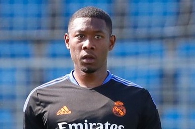 Alaba bat dau tap luyen o Real Madrid hinh anh