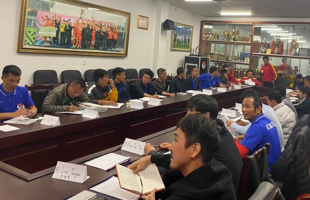 cuu danh thu han quoc hoc bang A o Viet Nam anh 1