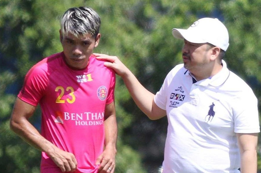 Cao Van Trien va Danh Trung bo ngo chuyen di Nhat Ban hinh anh