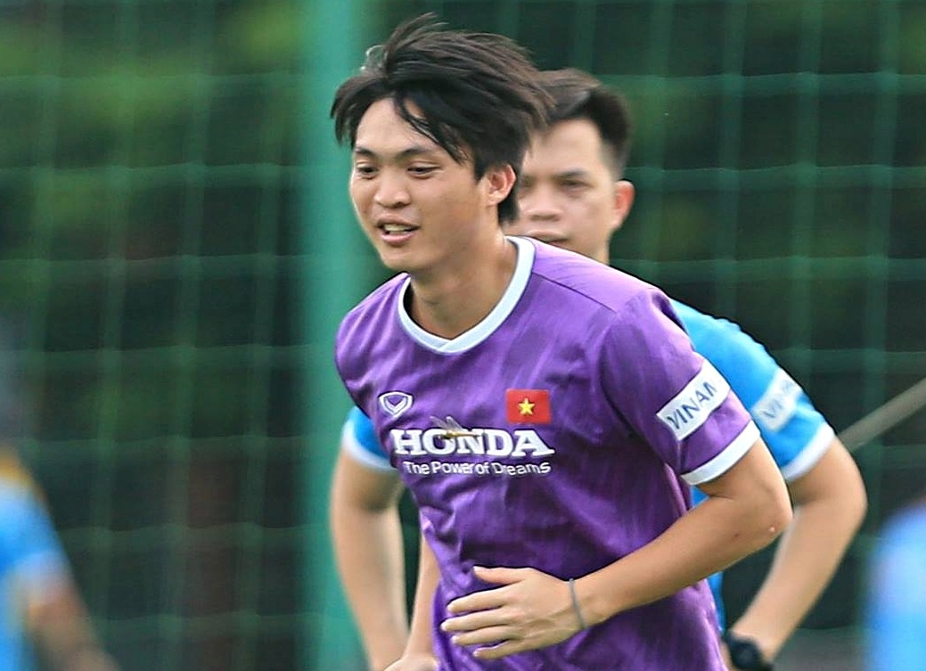 Tuan Anh va Van Toan tap rieng cung bac si hinh anh