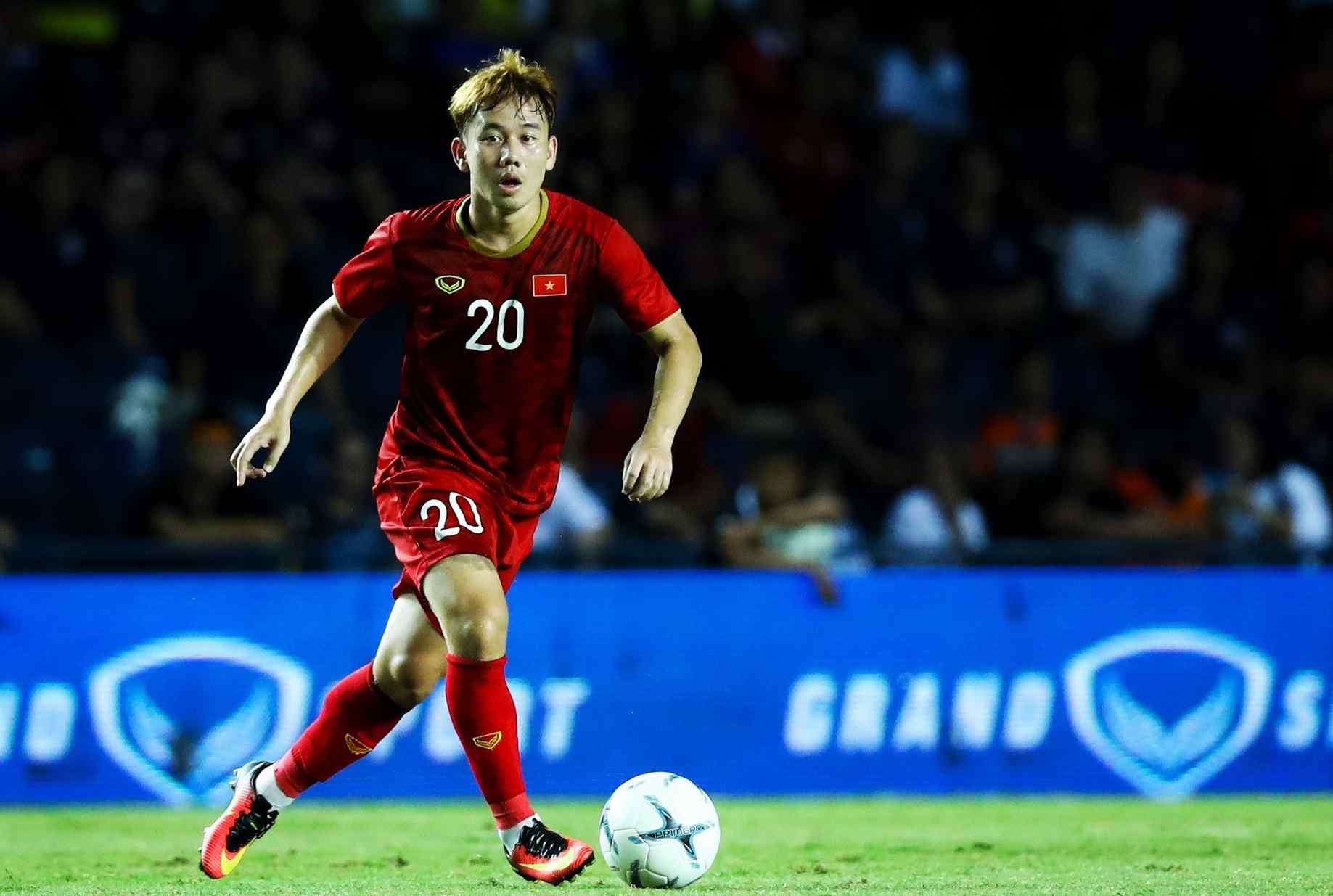 Hoang Duc,  Minh Vuong thach thuc tuyen giua tuyen Viet Nam anh 2