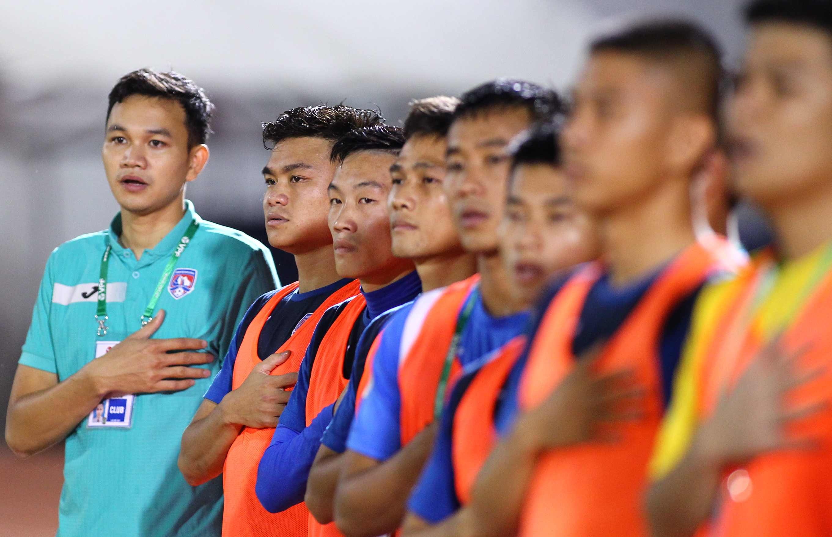 Cau thu Quang Ninh kho nhan lai tien du 1 dong anh 2