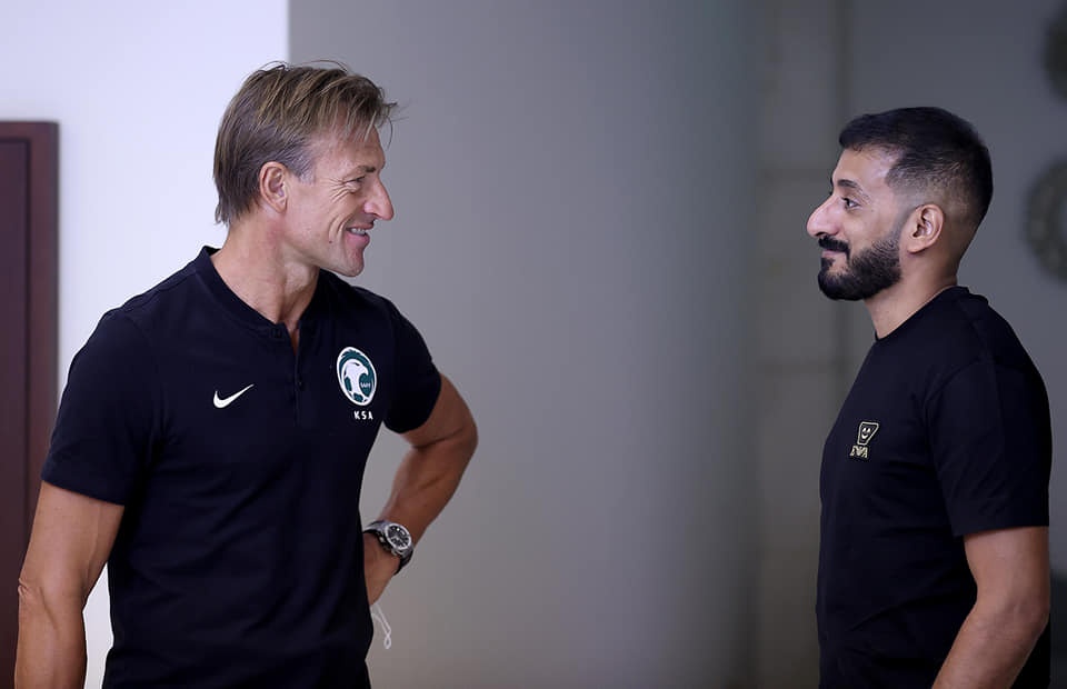 Tuyen Saudi Arabia san sang cho tran gap Viet Nam anh 1