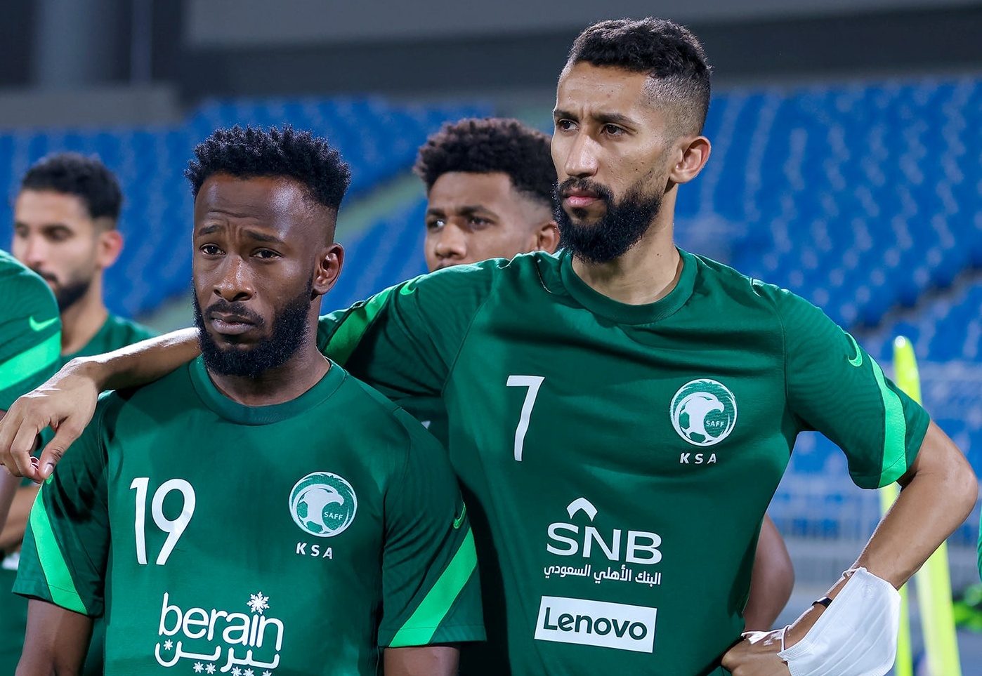 Tuyen Saudi Arabia hoi quan cho tran gap Viet Nam hinh anh
