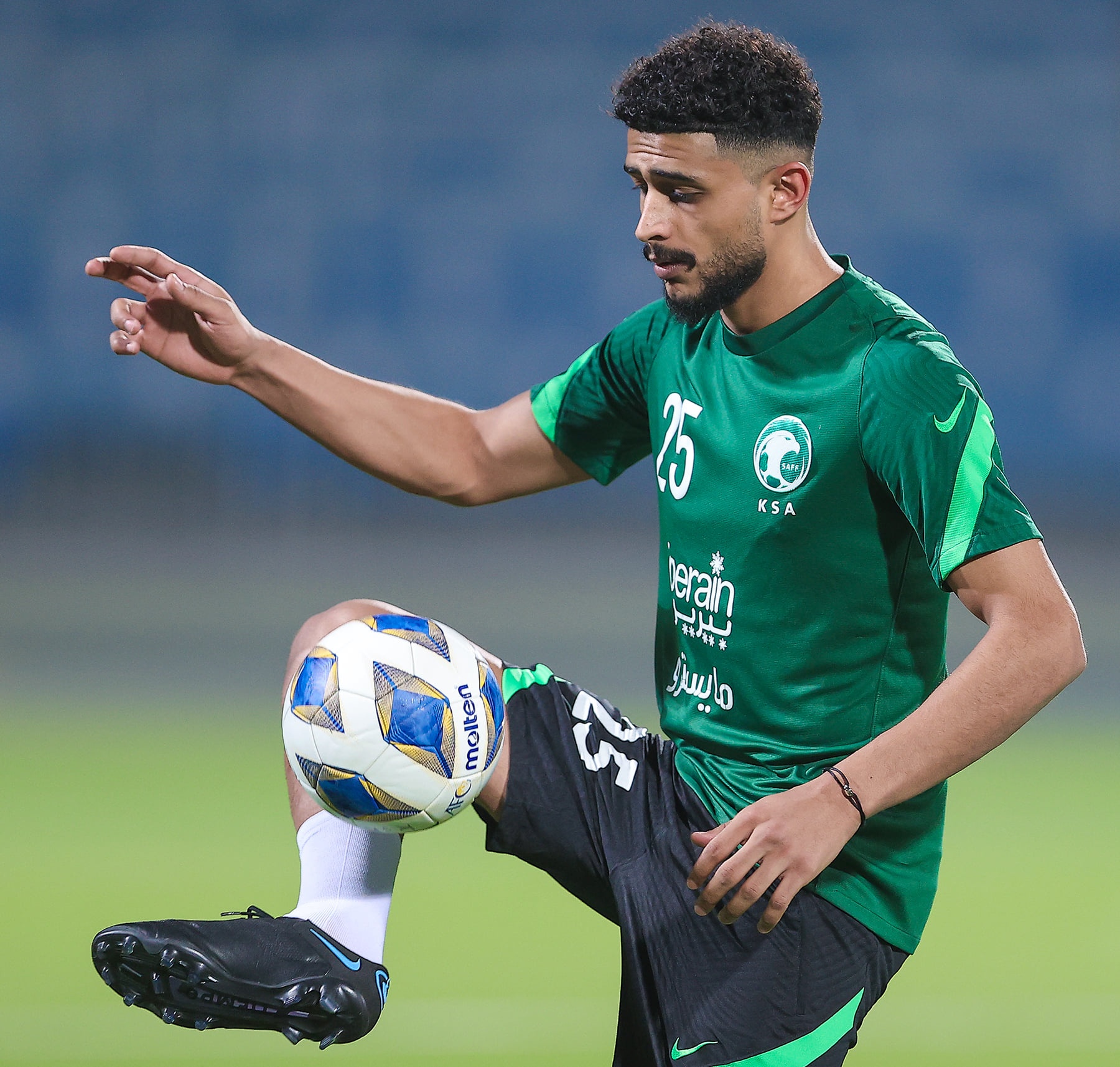 Tuyen Saudi Arabia san sang cho tran gap Viet Nam anh 5
