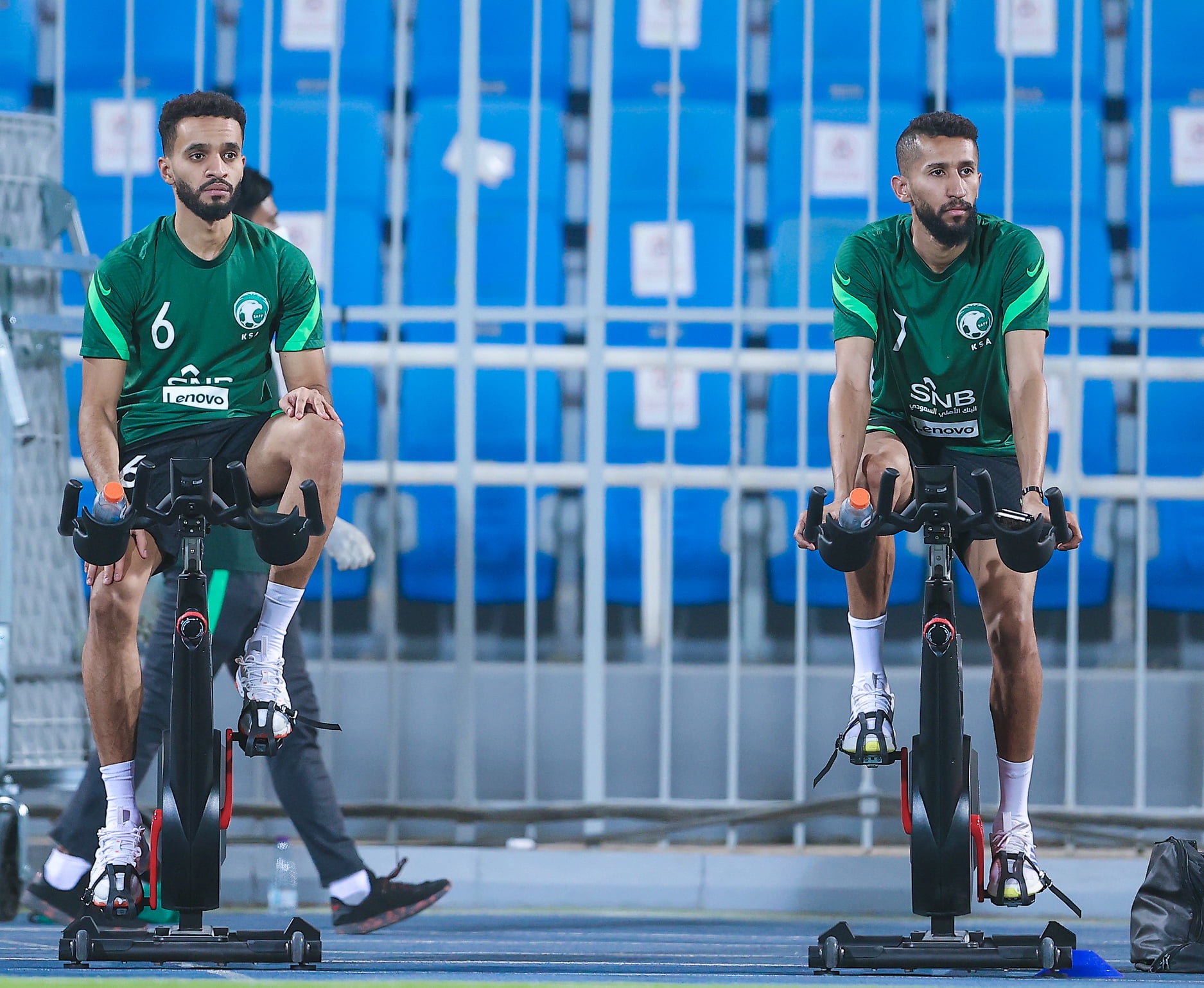 Tuyen Saudi Arabia san sang cho tran gap Viet Nam anh 8