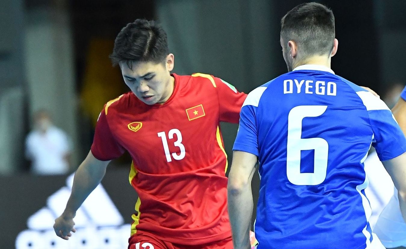 Tuyen thu futsal Viet Nam: 'Ty so 1-9 phan anh dung tran dau' hinh anh
