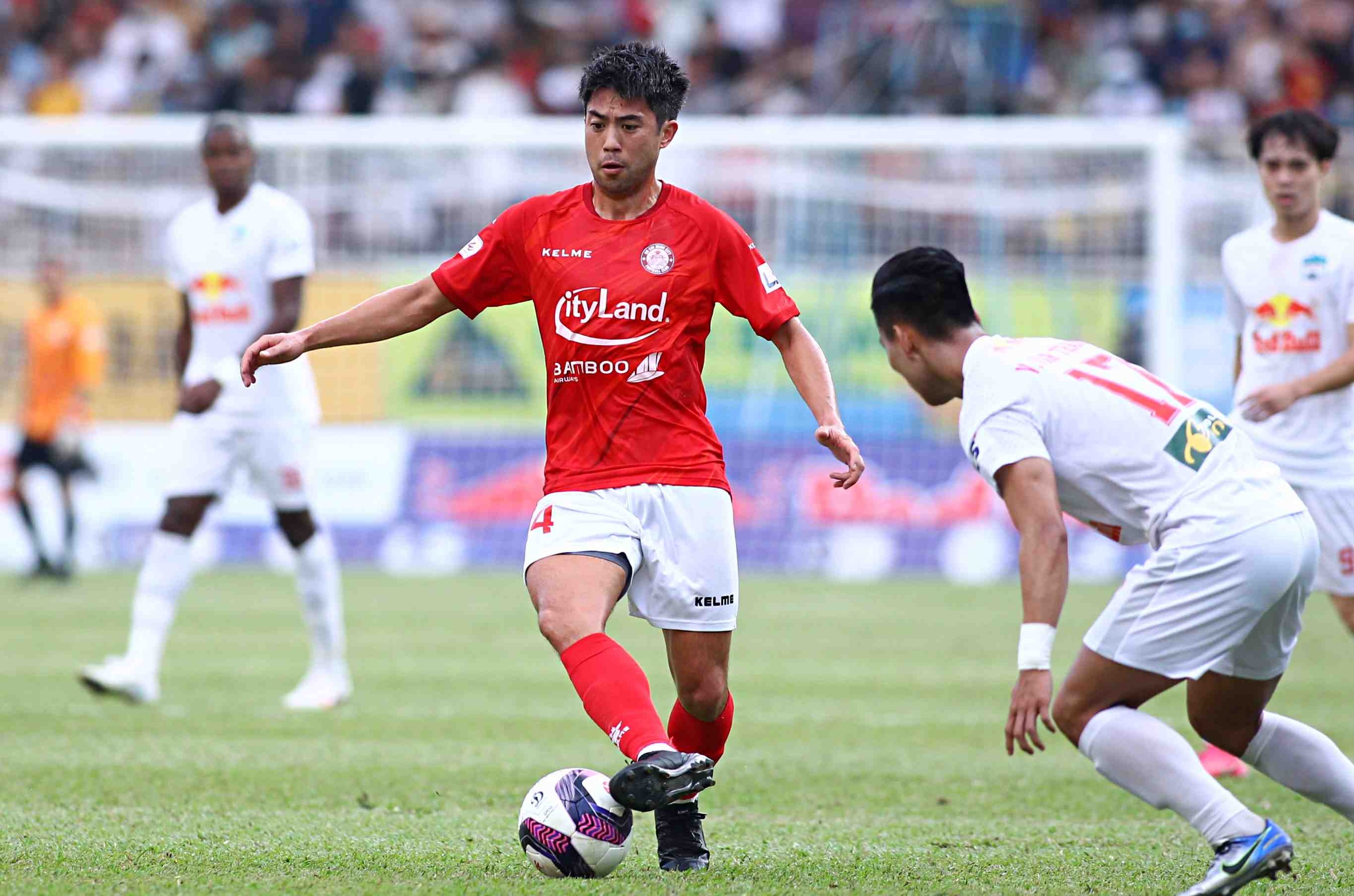 Lee Nguyen ra di hay o lai CLB TP.HCM anh 2