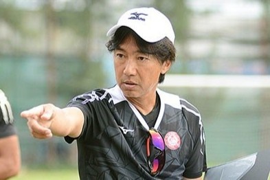 HLV Miura tim duoc viec moi o Nhat Ban hinh anh