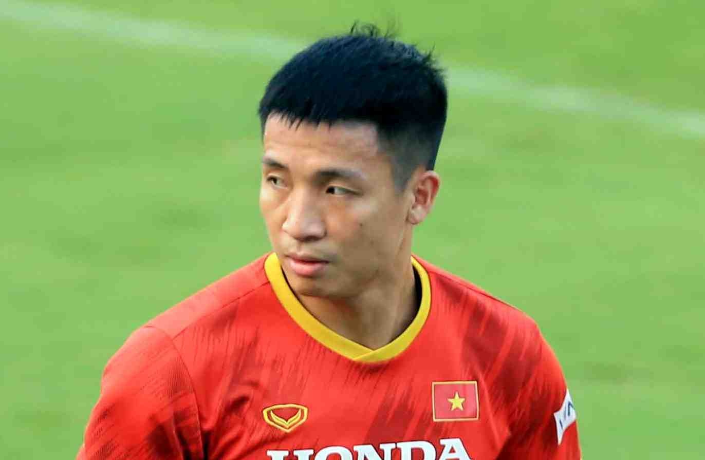 Bui Tien Dung: 'Tuyen Viet Nam se xoay tua o AFF Cup' hinh anh