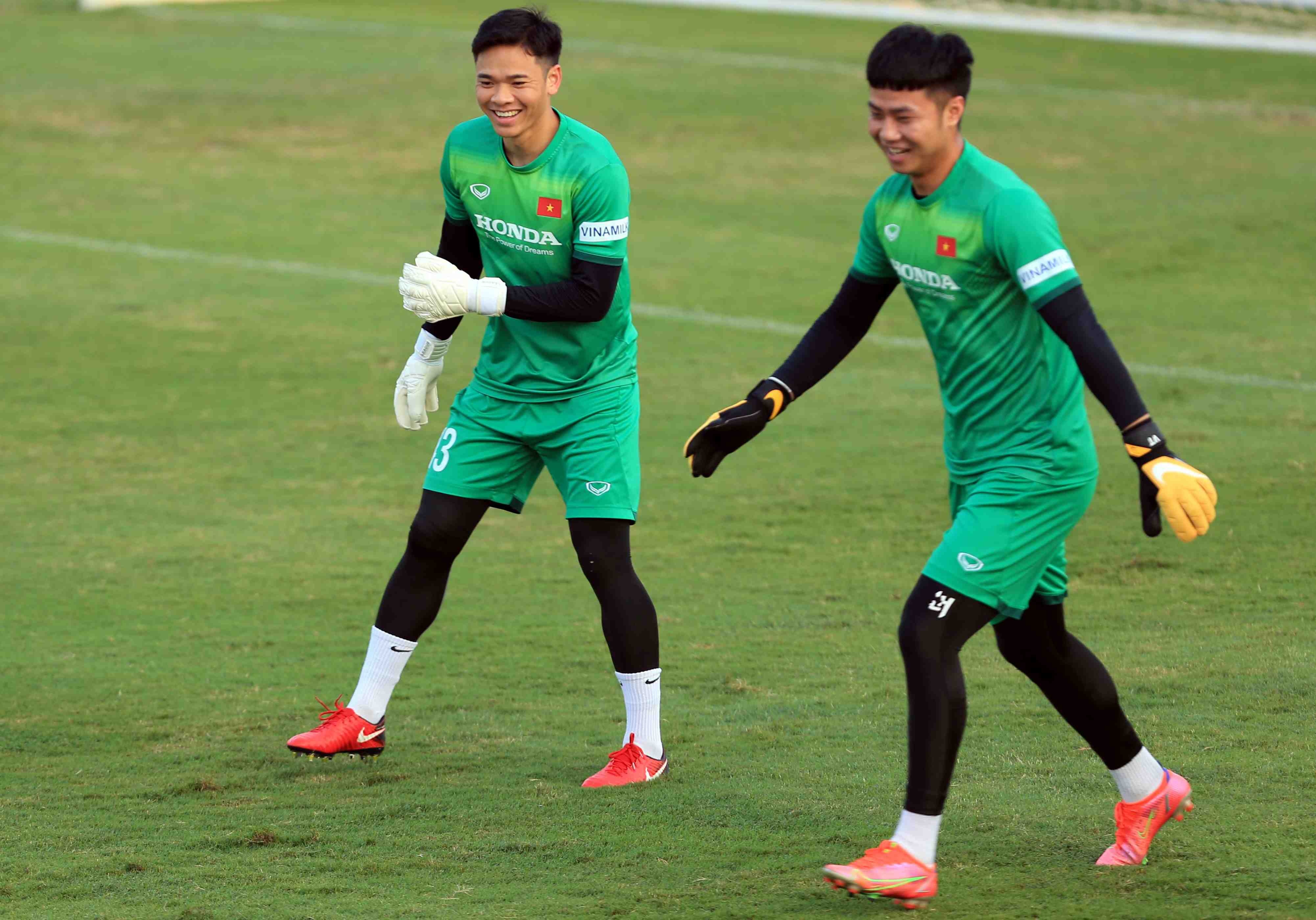 Tan binh tuyen Viet Nam ra mat sau 10 ngay anh 4