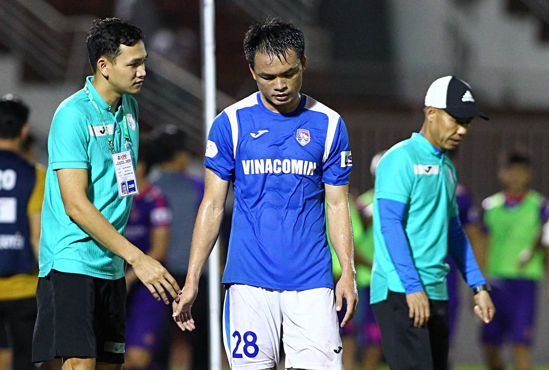 Quang ninh no luong cau thu hagl anh 2