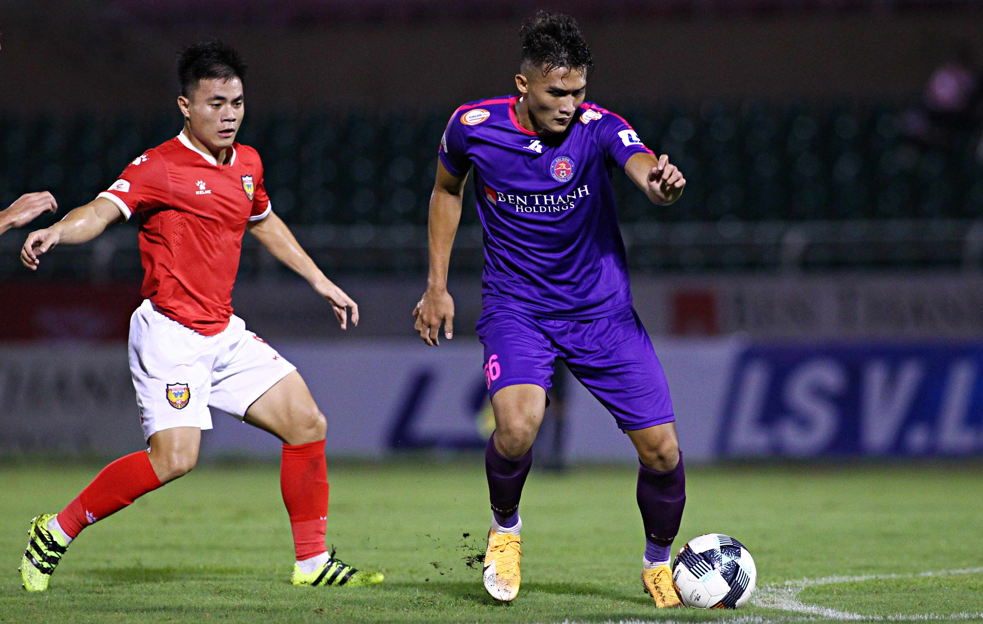 Tuyen thu Viet Nam gia nhap CLB Binh Dinh anh 1