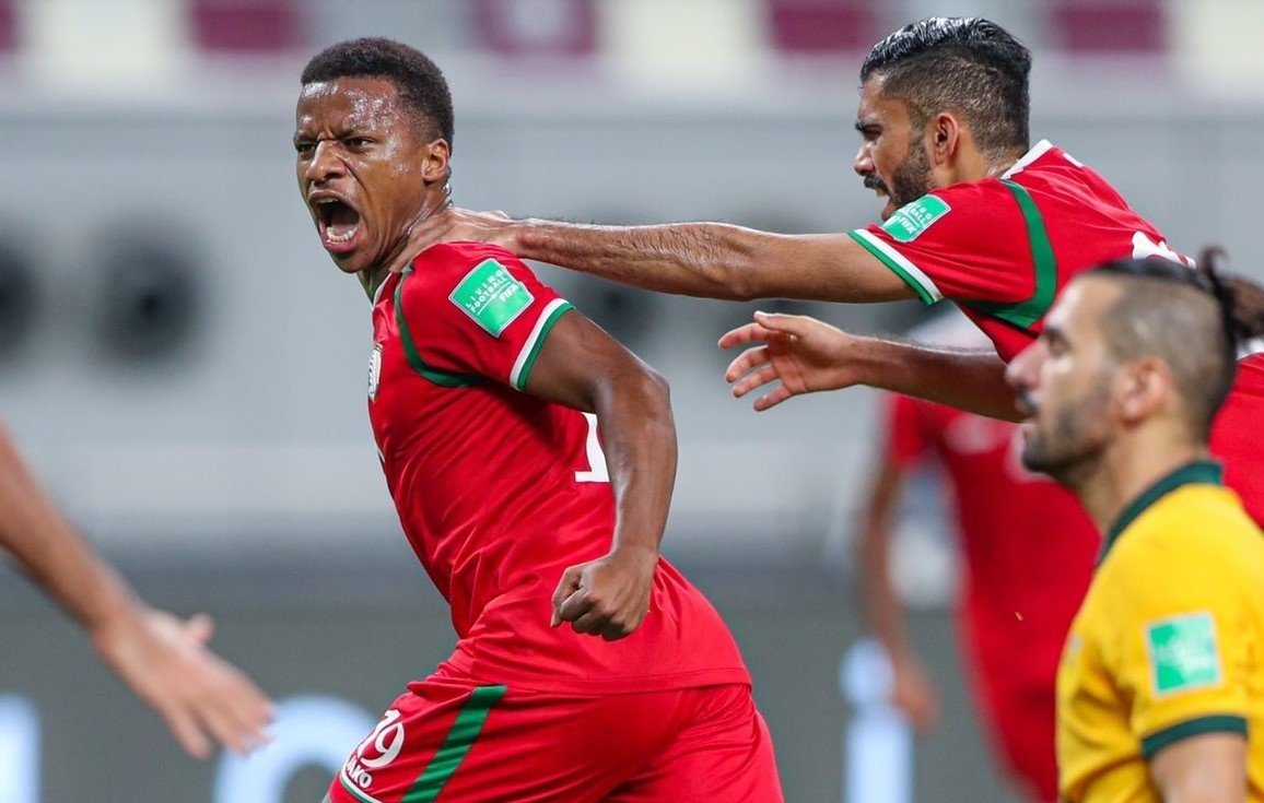 Oman muon thang tuyen Viet Nam hinh anh