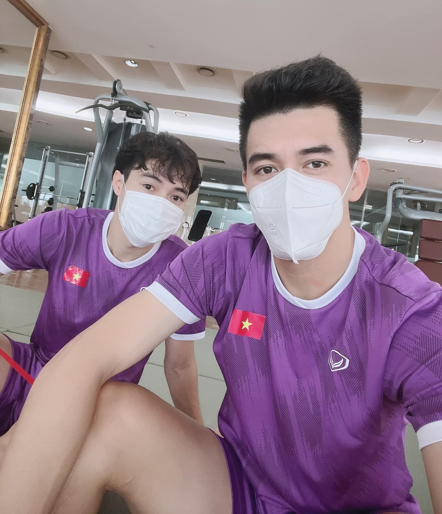 tien linh van toan hoi quan sau khi mac covid-19 anh 1