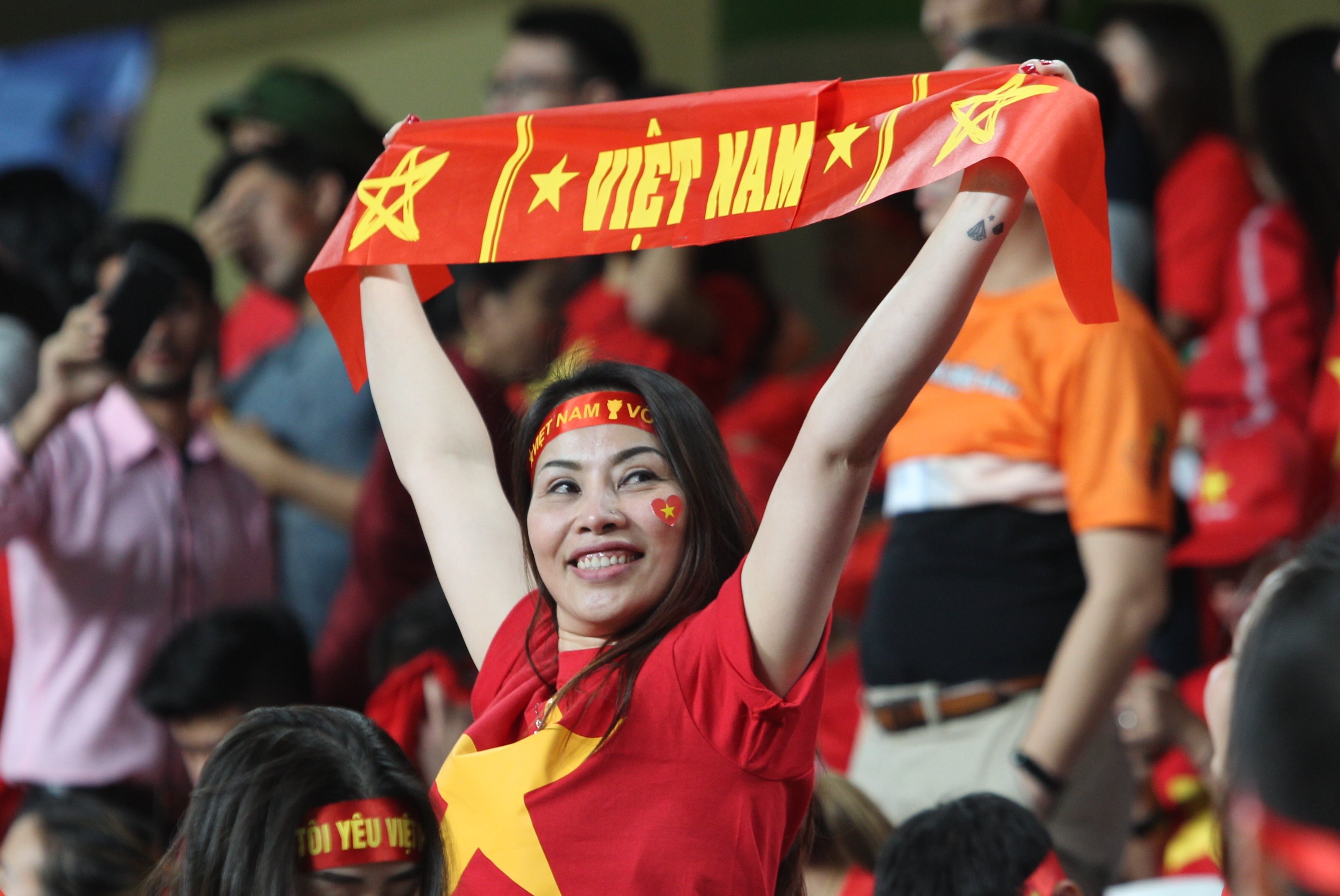 Ve tran Viet Nam - Nhat Ban thap nhat la nua trieu dong hinh anh