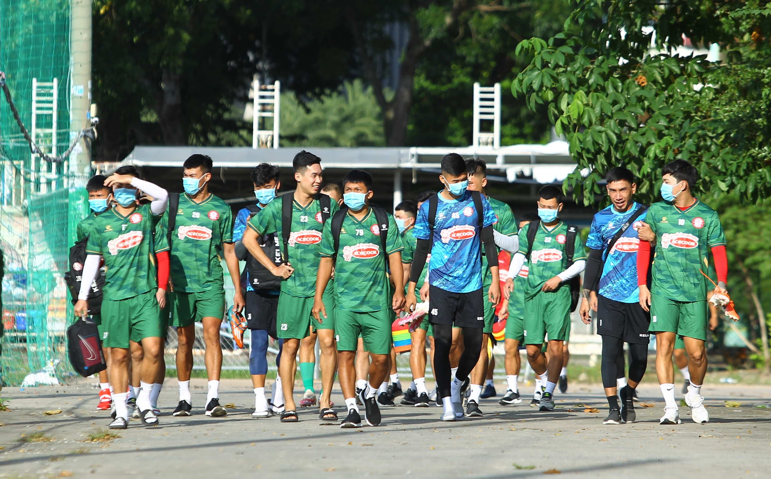 clb tp.hcm hoi quan anh 1