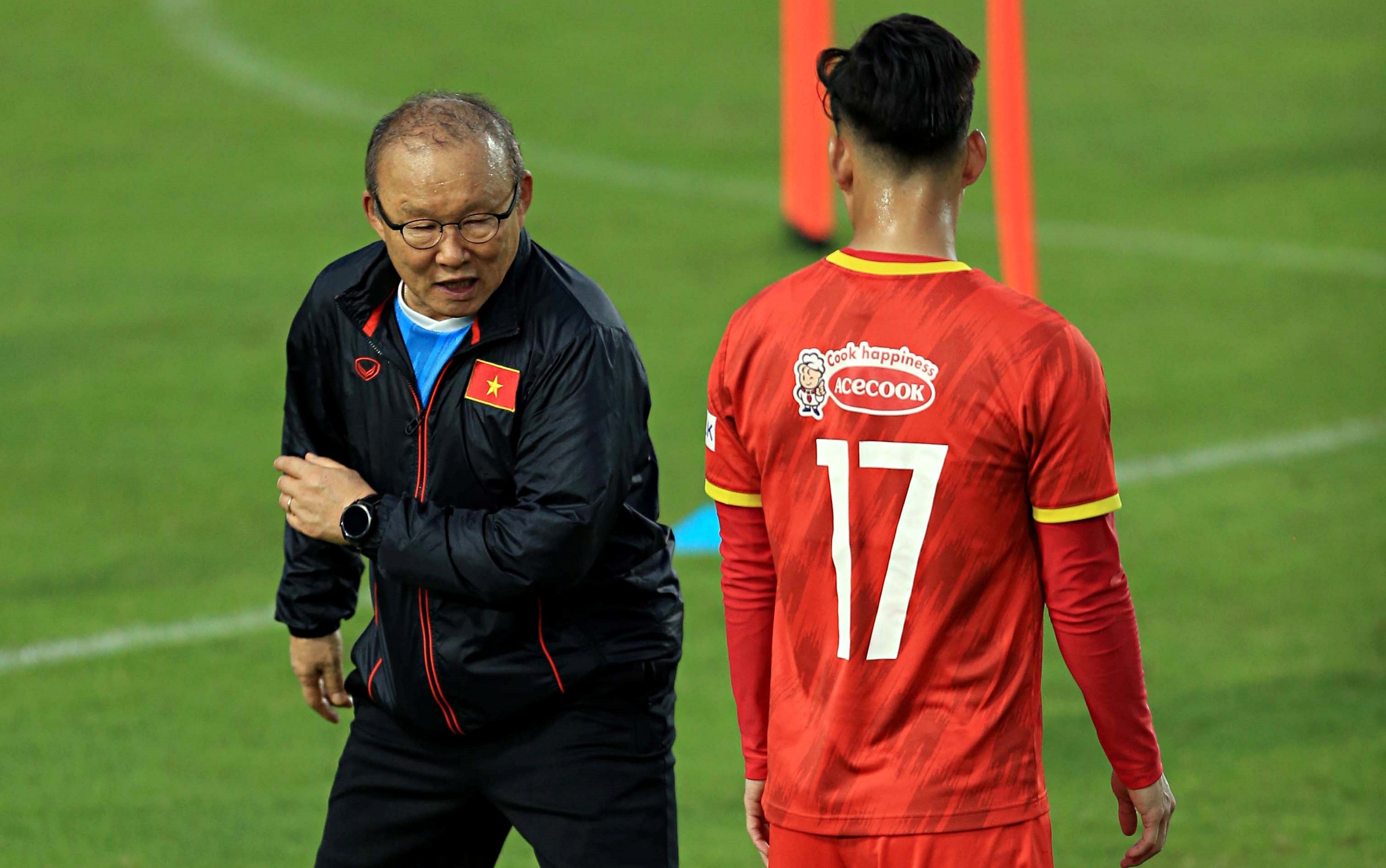 HLV Park tro lai tuyen Viet Nam truoc tran gap Nhat Ban hinh anh